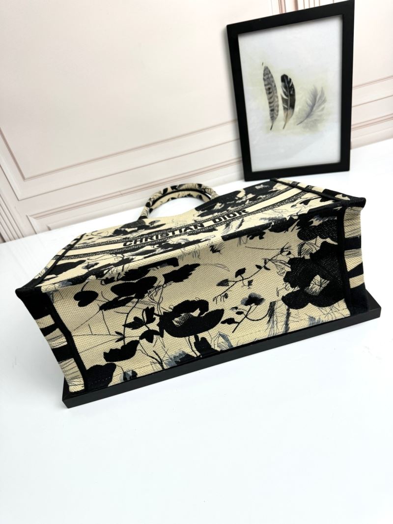 Christian Dior Shopping Bags